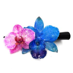 Royal Orchid Collection, Real Phalaenopsis and Cattleya on a 13 cm black metal hair clip, Siam Royal Orchid.